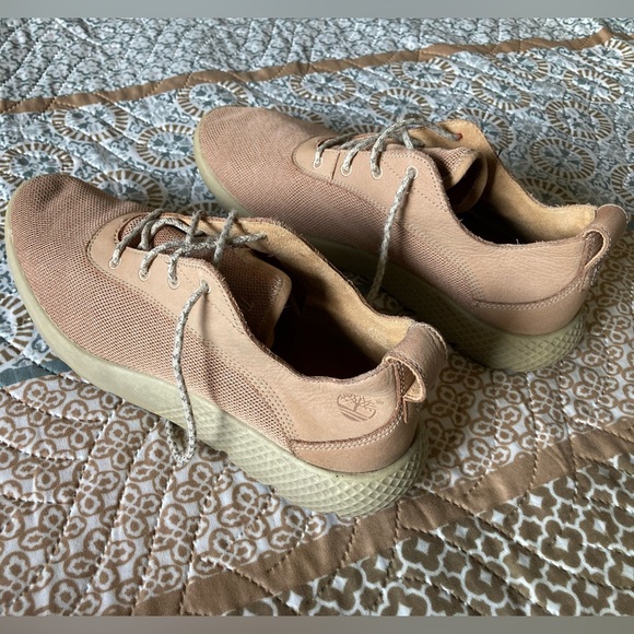 Timberland Light Shoes Men’s Size 9 - Picture 1 of 8